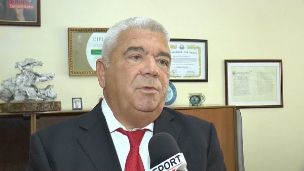 Jep dorëheqjen kryetari i Akademisë së Shkencave