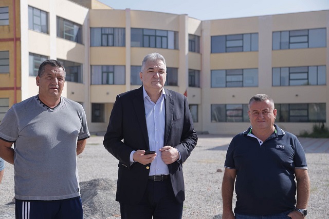 PD: Skandal, Bashkia e Krujës fshehu gjurmët e rrënimit të shkollës në Thumanë, e inauguruar 2 ditë përpara tërmetit