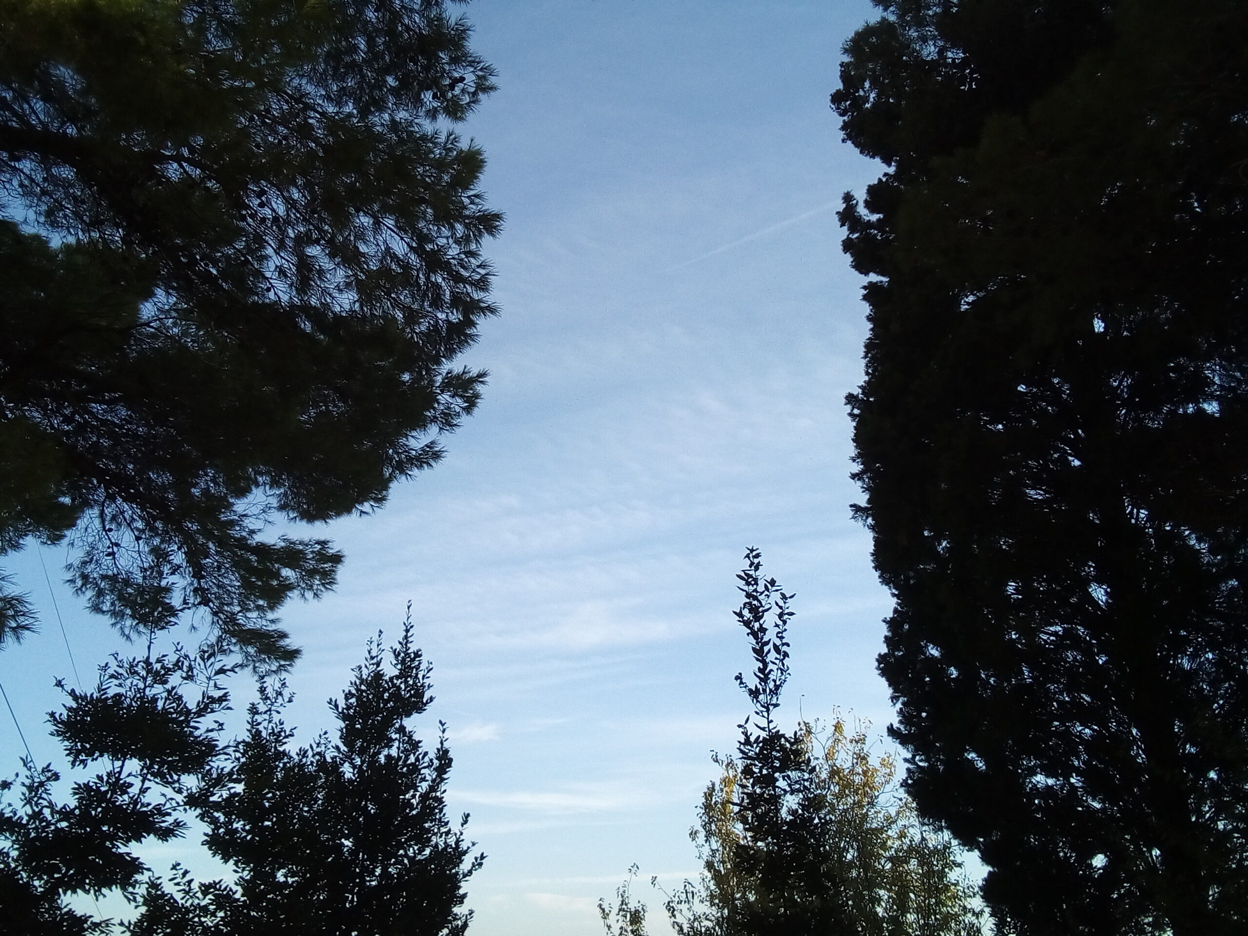 Diell, por temperatura ende të ulëta, ja parashikimi i motit për sot