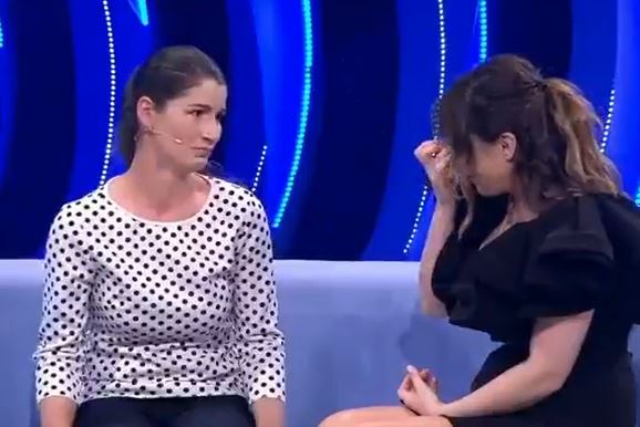 “Pse duhet të durojë njeriu kaq shumë?”,  historia e dhimbshme e  Rajmondës e cila dhunohej prej vitesh nga bashkëshorti