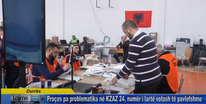 Durres/ Proçes pa problematika në KZAZ 24, numër i lartë votash të pavlefshme Durres/ Proçes pa problematika në KZAZ 24, numër i lartë votash të pavlefshme