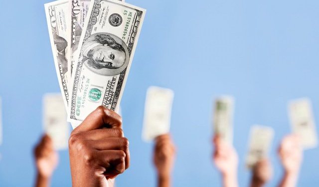 5 shenjat e horoskopit që harxhojnë shumë para